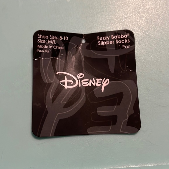 COPY - NWT Disney Ladies Slipper Socks STITCH - Picture 3 of 3